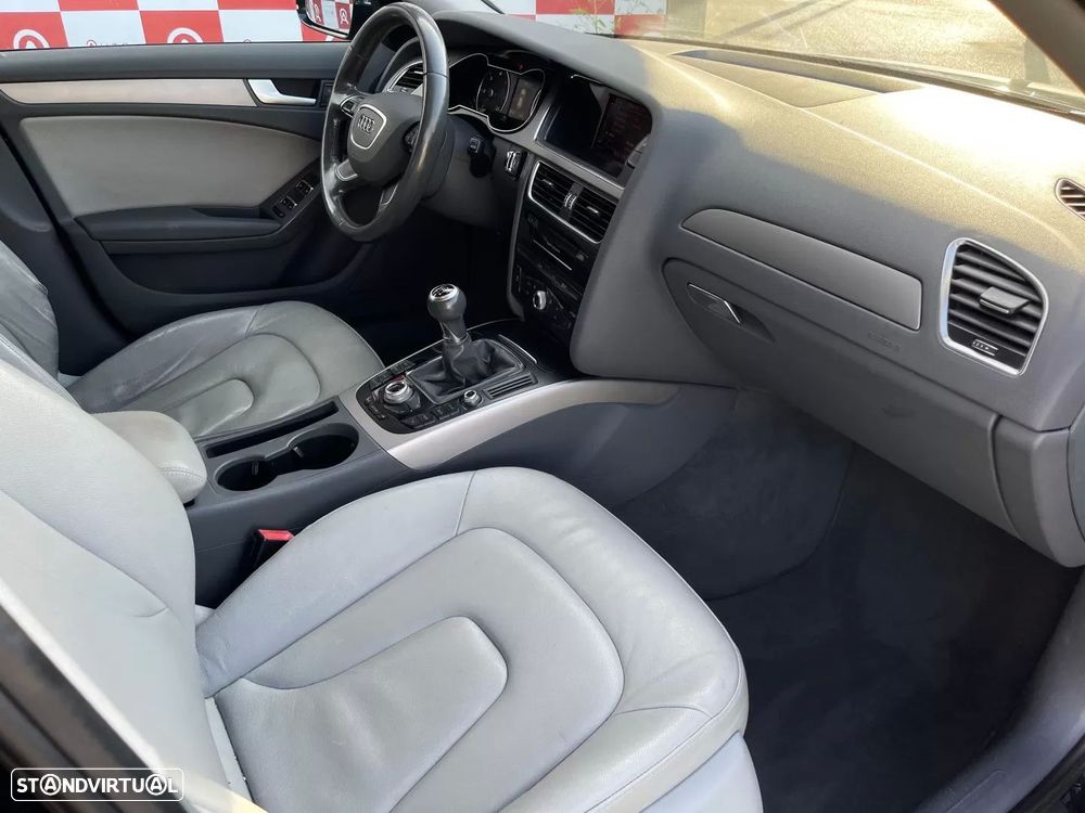 Audi A4 Avant 2.0 TDi - 11