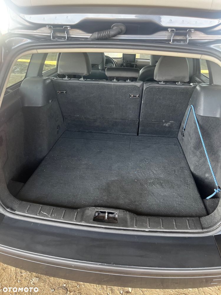 Volvo V50 1.8 Momentum - 4