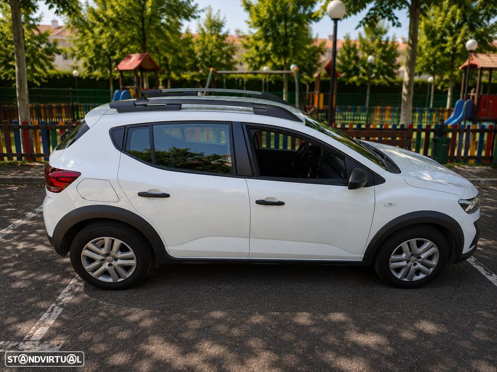 Dacia Sandero - 4