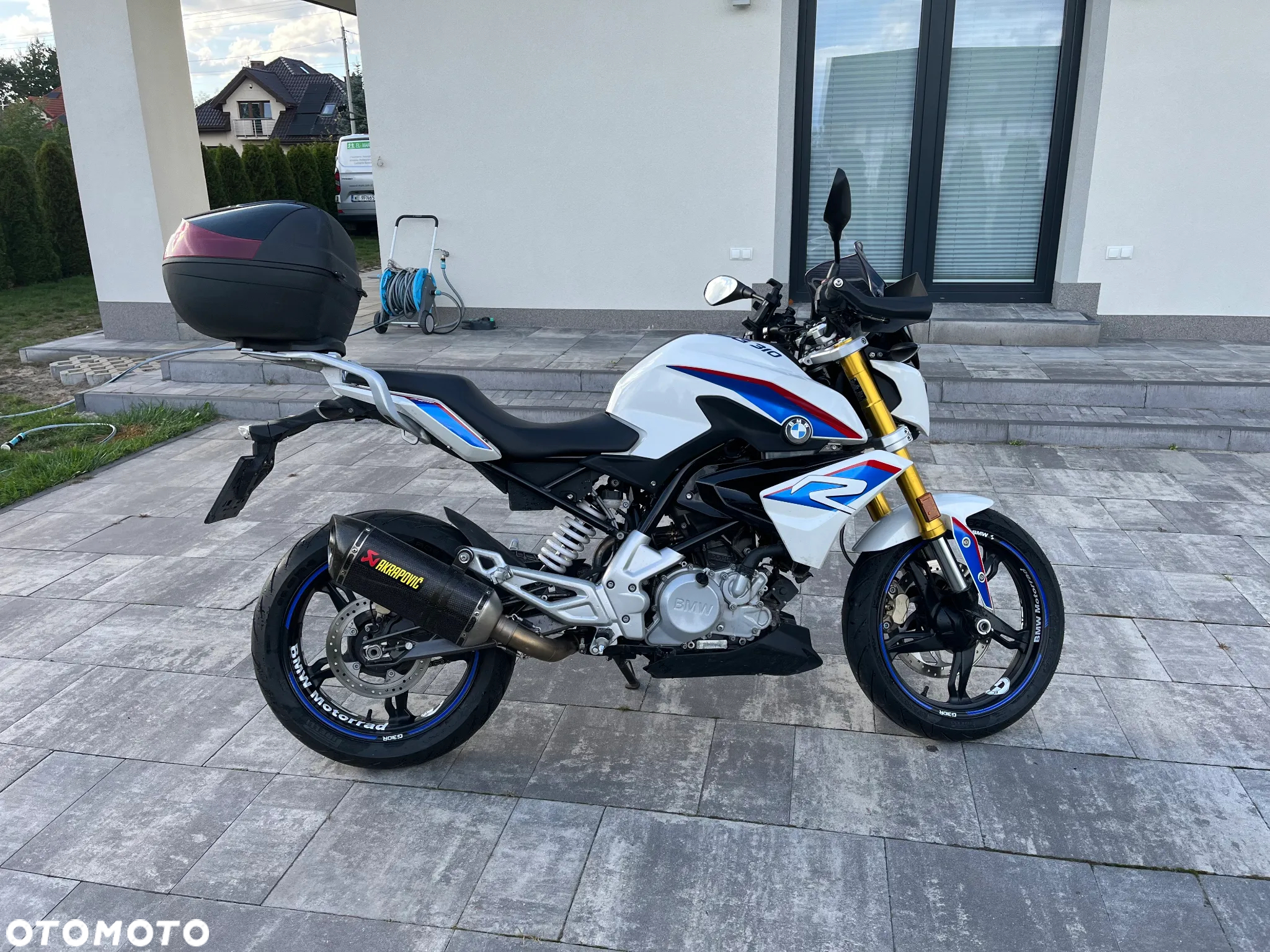 BMW G - 2