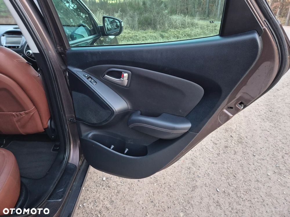 Hyundai ix35 2.0 CRDi Premium 4WD - 40