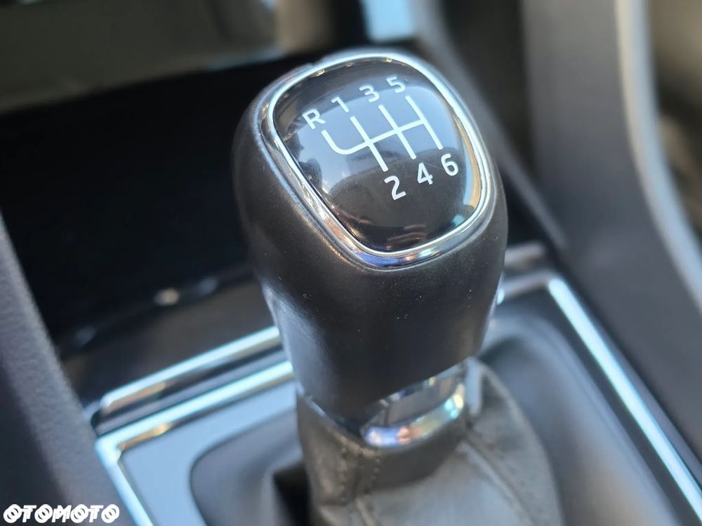 Skoda Karoq 1.5 TSI ACT GPF 4x2 Style - 28