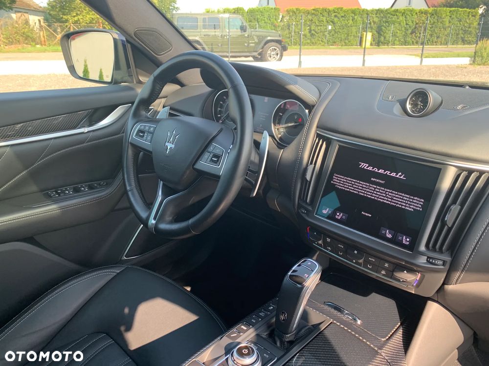 Maserati Levante S Q4 - 22
