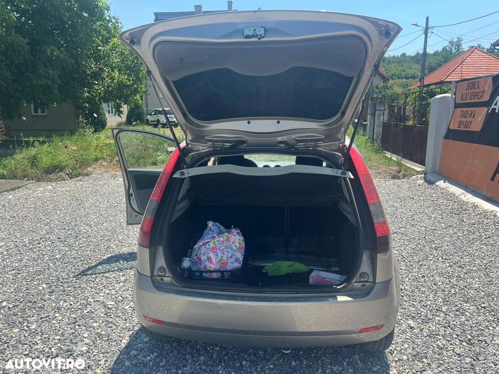 Ford Fiesta 1.4 Trend - 9