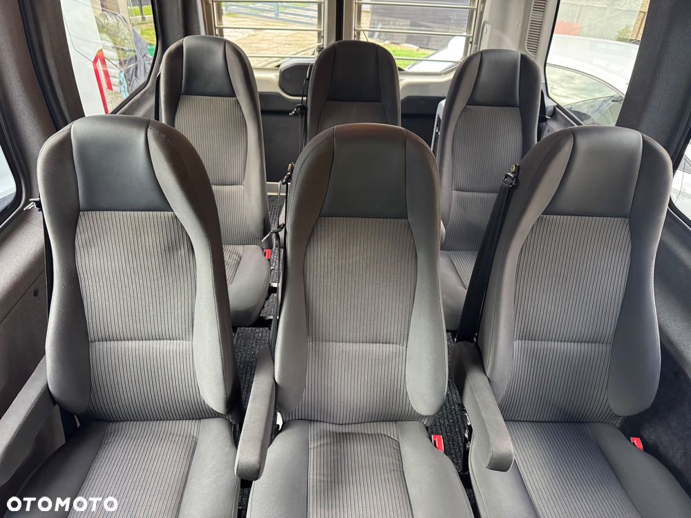 Ford Transit 310 L2H2 EcoBlue Edition - 11