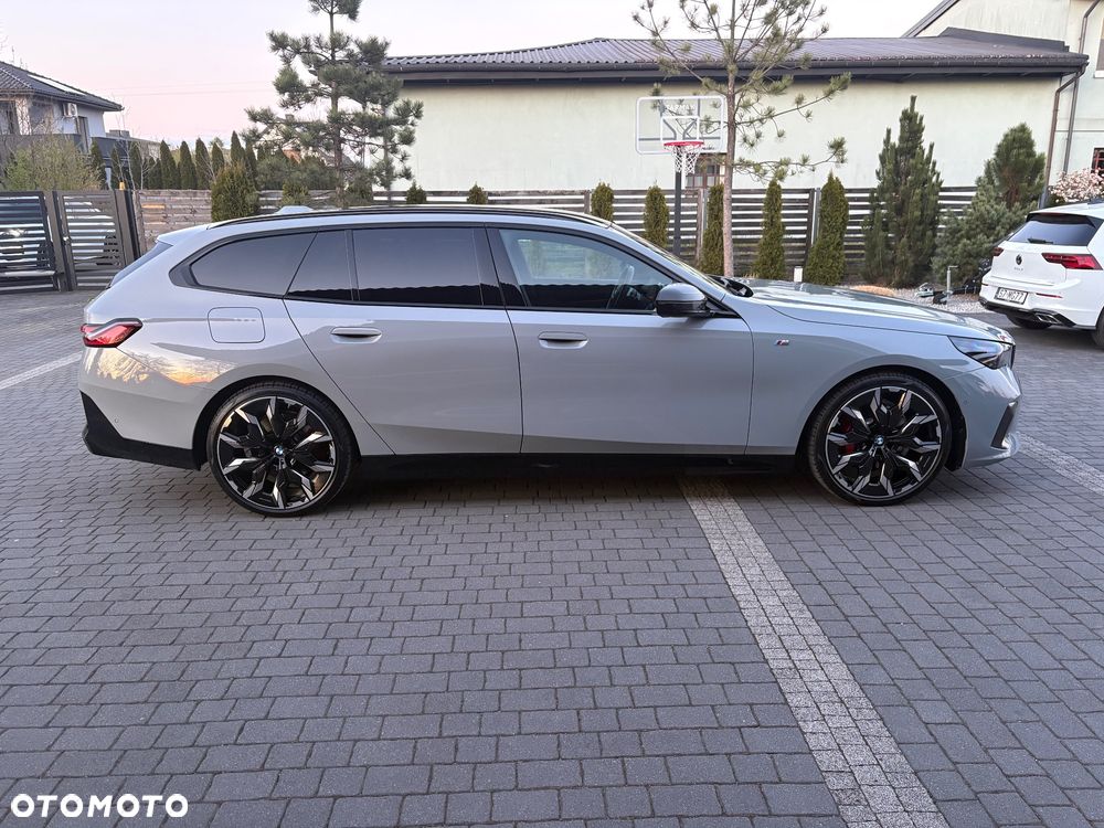 BMW Seria 5 520d mHEV M Sport - 6