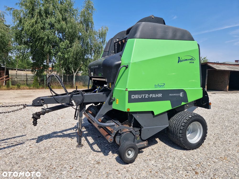 John Deere 570 - 1