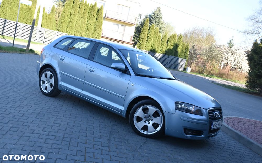 Audi A3 Sportback 2.0 TDI Ambiente - 25