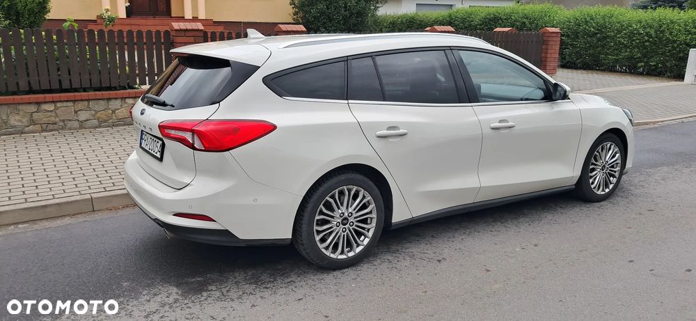 Ford Focus 1.5 EcoBoost Titanium ASS PowerShift - 3