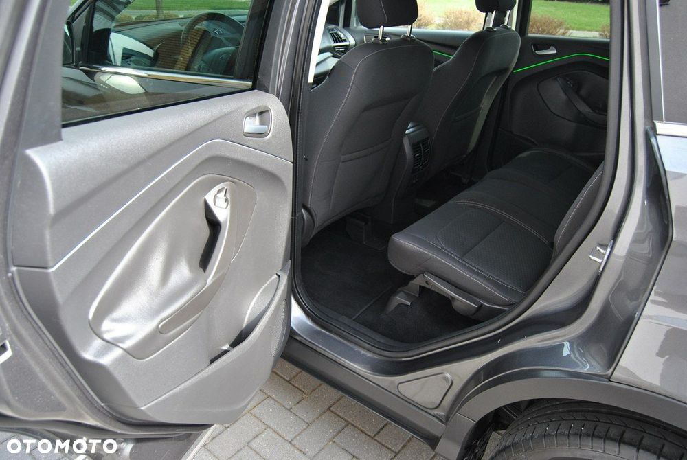 Ford Kuga 2.0 TDCi FWD ST-Line - 12