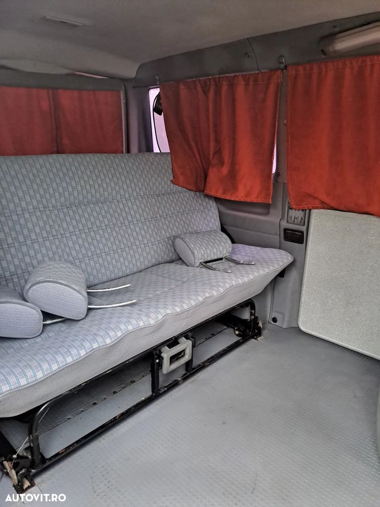 Volkswagen Transporter - 10