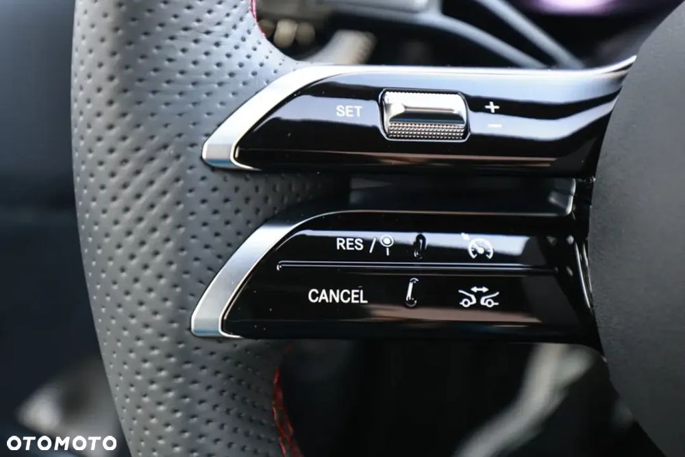 Mercedes-Benz CLA 200 mHEV 8G-DCT - 14