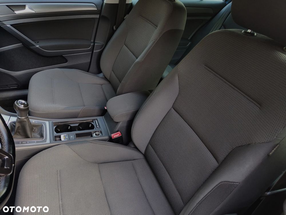 Volkswagen Golf 1.2 TSI BlueMotion Technology Comfortline - 20