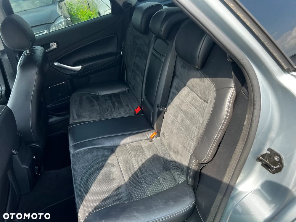 Ford Mondeo SW 2.0 TDCi Titanium X - 25