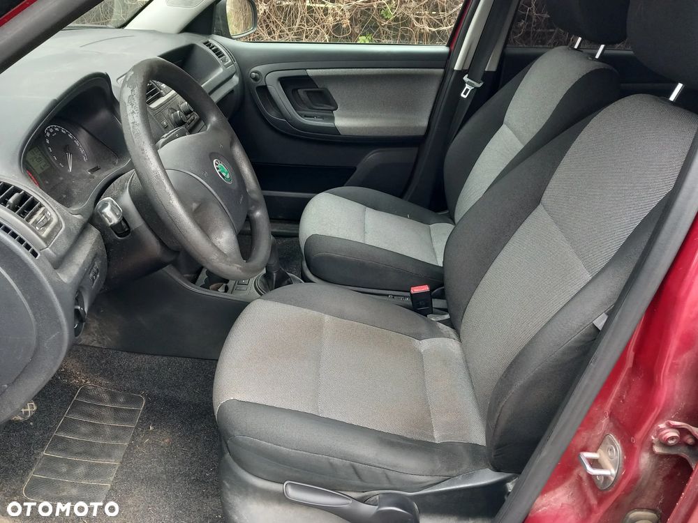 Skoda Fabia 1.2 HTP Classic - 8