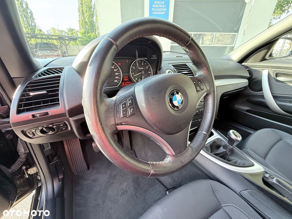 BMW Seria 1 118i - 14