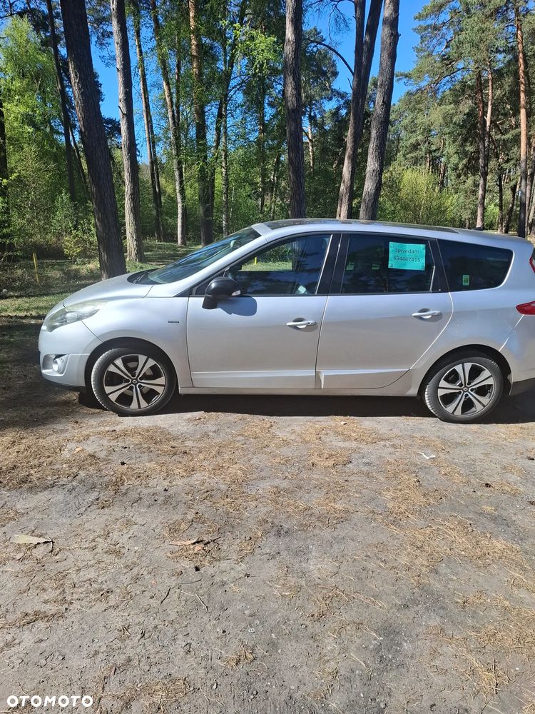 Renault Grand Scenic Energy dCi 130 Start & Stop Bose Edition - 13