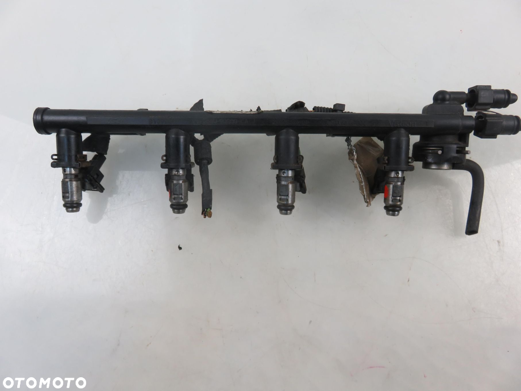 LISTWA WTRYSKOWA FORD KA 1.3  IWP119 - 8