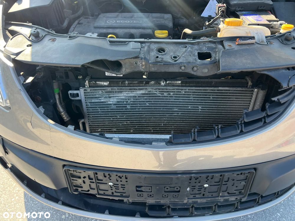 Opel Corsa 1.4 16V 150 Jahre - 34