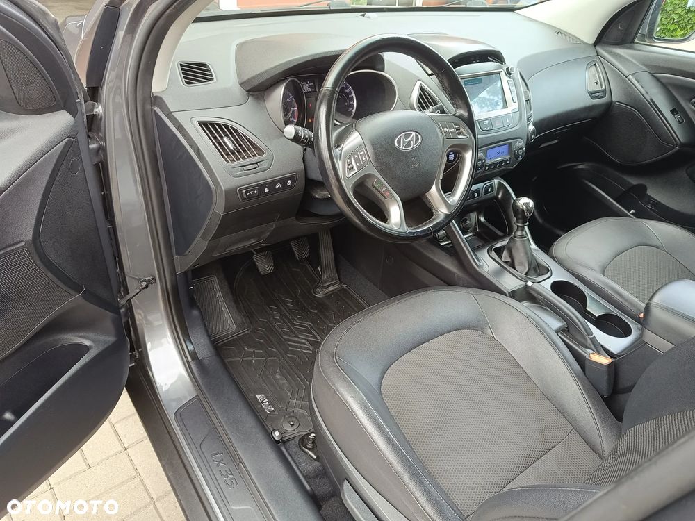 Hyundai ix35 2.0 4WD Style - 23