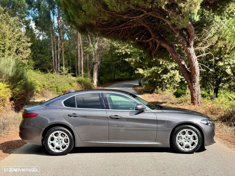Alfa Romeo Giulia 2.2 Diesel AT8-Q4 Super - 6