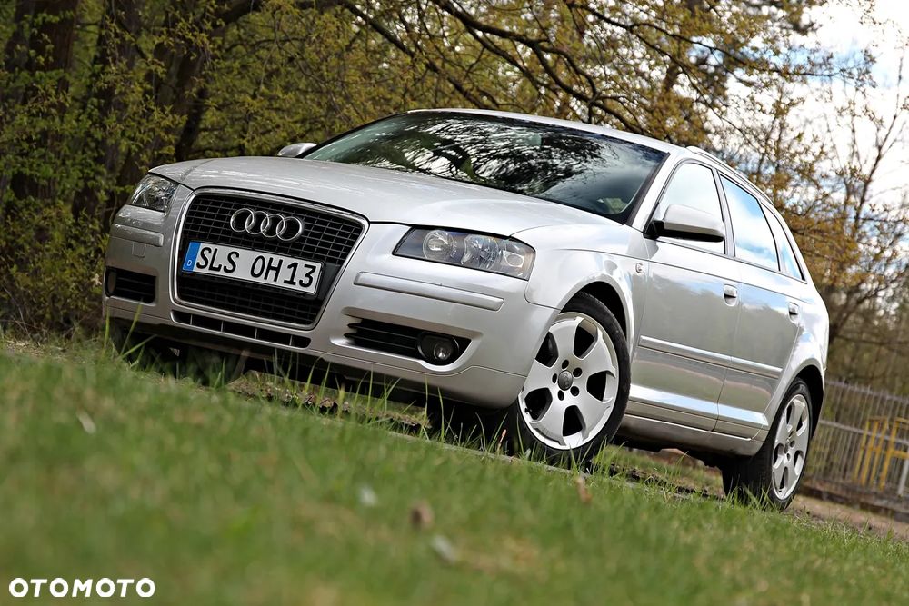 Audi A3 Sportback 2.0 TDI Ambiente - 2
