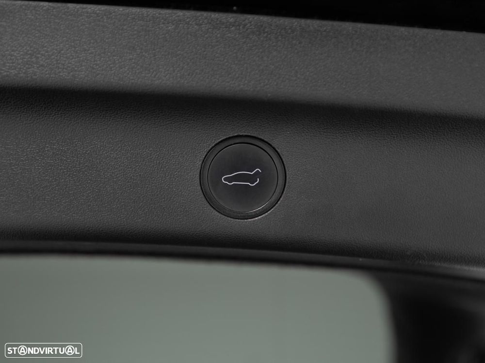 Tesla Model Y Long Range Tração Integral - 14