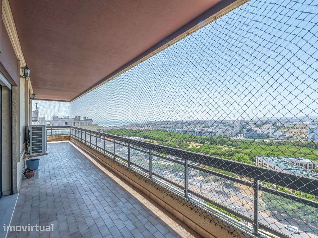 Viver com vista nas Torres do Restelo - Belém, Penthouse T4, varand... - Grande imagem: 3/36