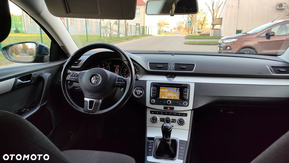 Volkswagen Passat Variant 1.6 TDI BlueMotion Technology Comfortline - 10