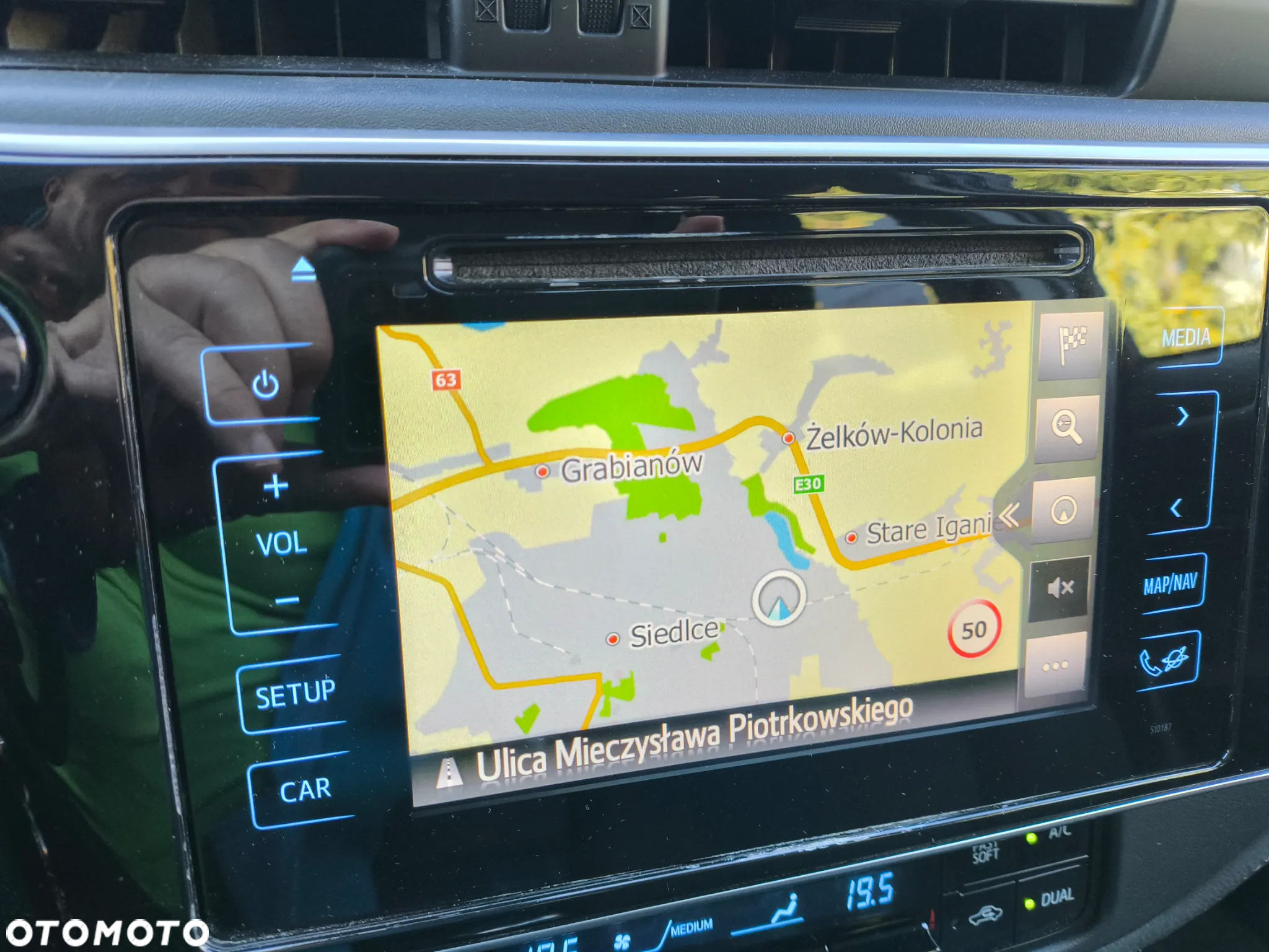 Toyota Corolla 1.6 Comfort - 13