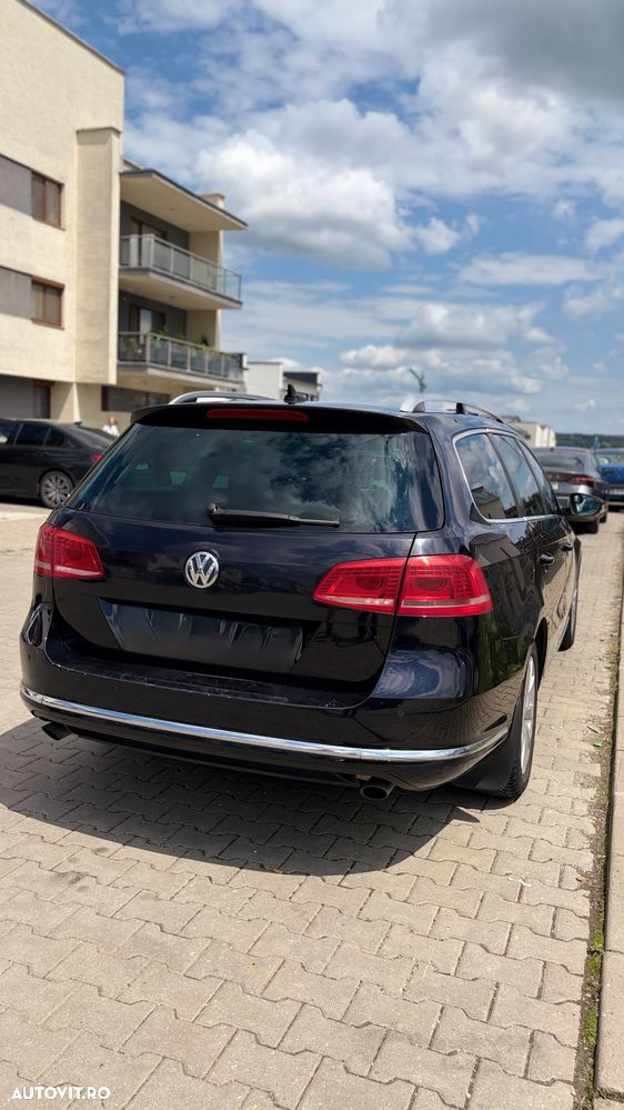 Volkswagen Passat 2.0 TDI 4Motion DPF DSG Comfortline - 5