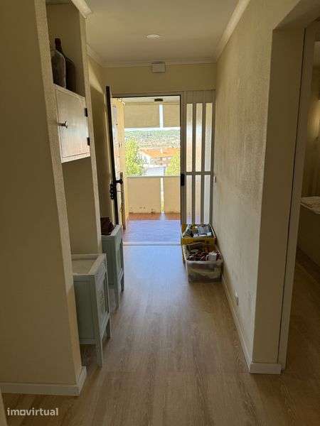 Apartamento T2, equipado e mobilado - Grande imagem: 5/11