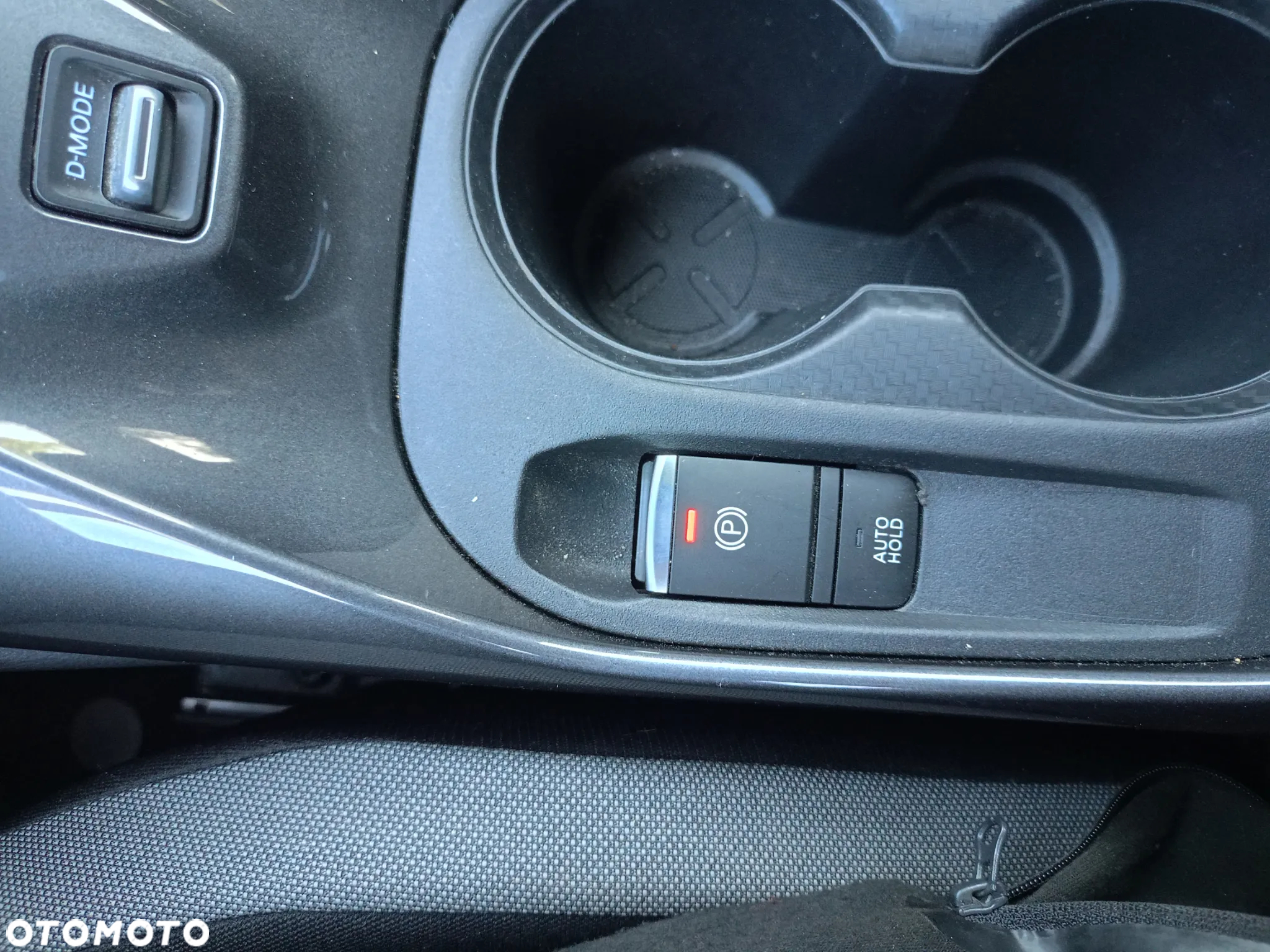 Nissan Juke 1.0 DIG-T DCT N-Connecta - 15