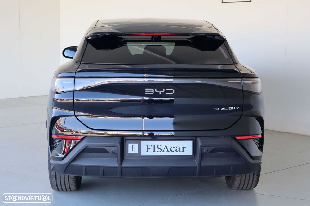 BYD Sealion 7 - 10