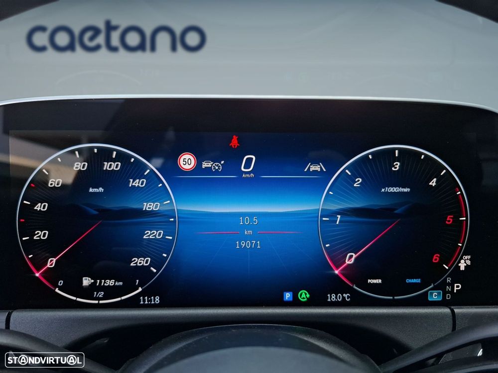 Mercedes-Benz E 220 - 16