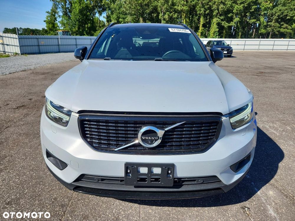 Volvo XC 40 - 6