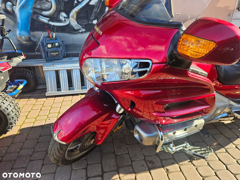 Honda GL - 4