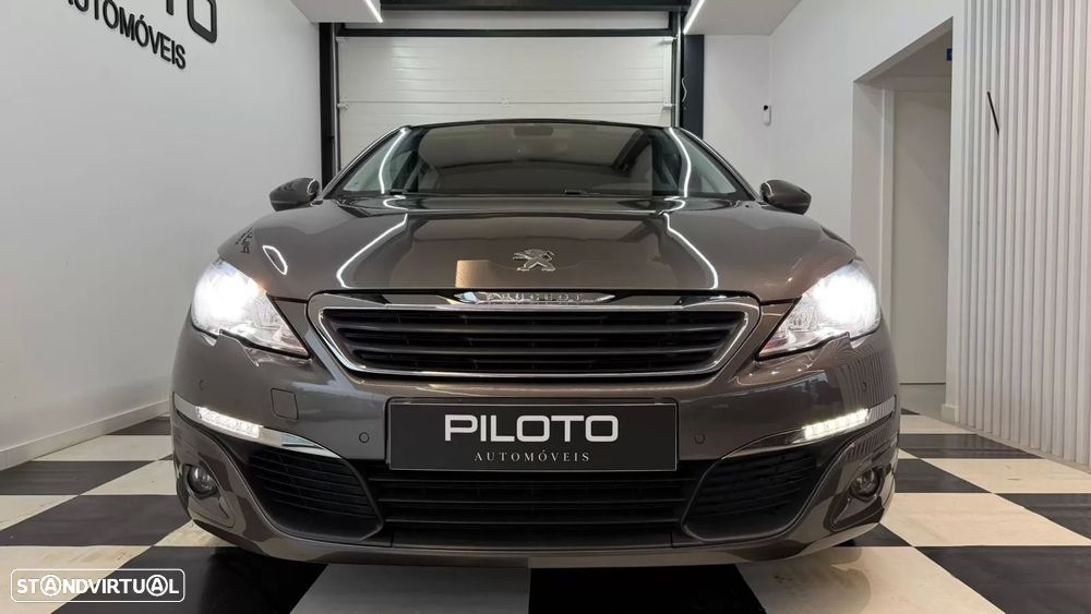 Peugeot 308 1.6 BlueHDi Allure - 4