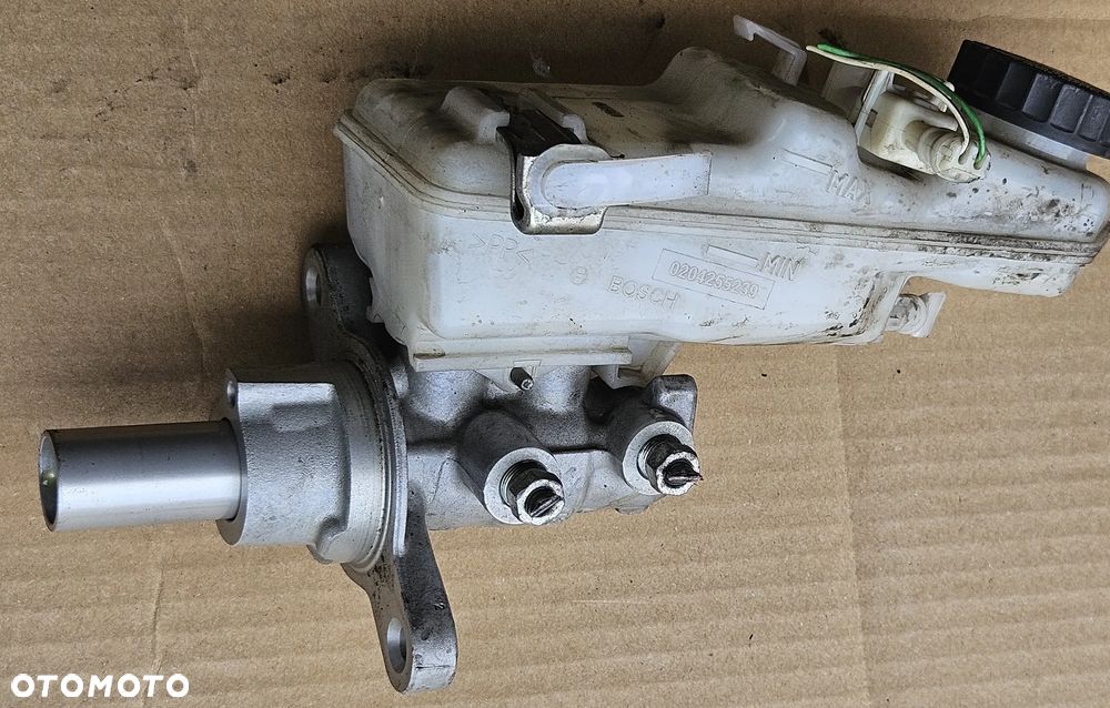 Toyota Avensis T27 pompa hamulcowa 0204Y24692 - 1