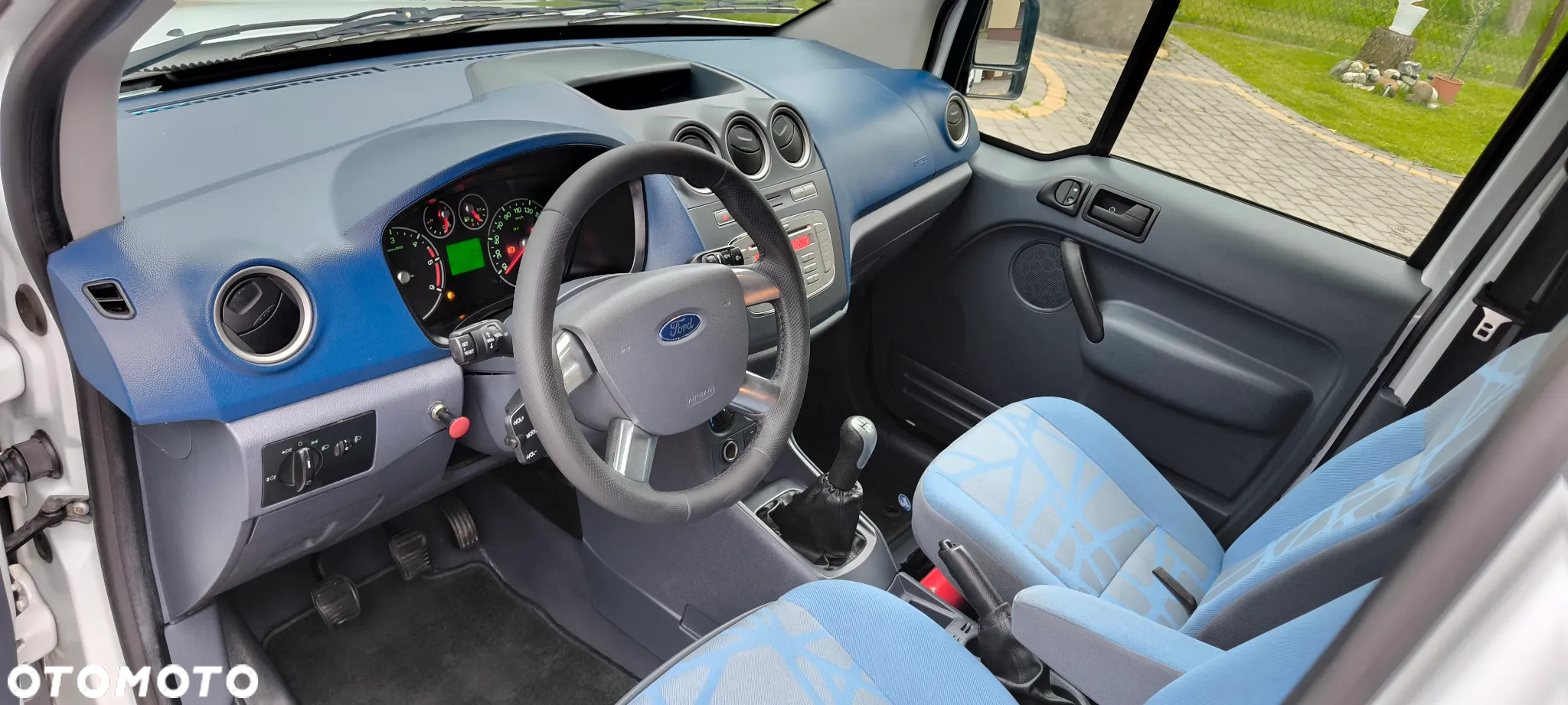 Ford Transit Connect - 12
