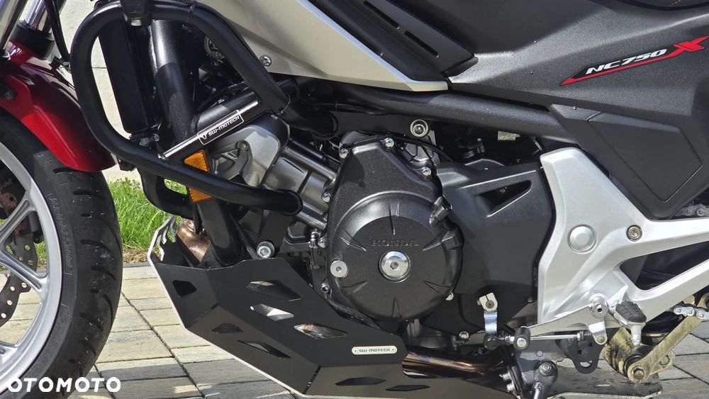 Honda NC - 32