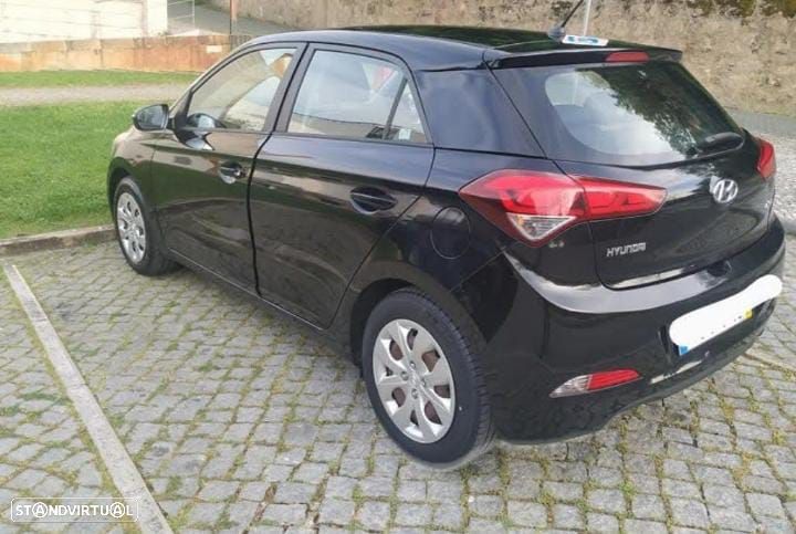 Hyundai i20 1.2 GO! Plus - 7