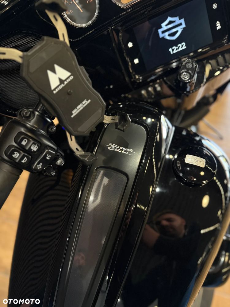 Harley-Davidson Touring Street Glide - 14