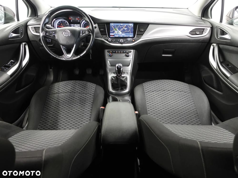 Opel Astra Sports Tourer Edition - 27