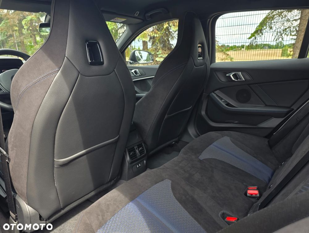 BMW Seria 1 M135i xDrive - 16