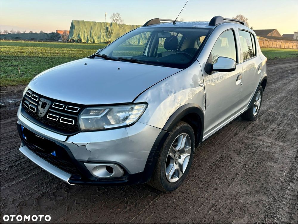 Dacia Sandero Stepway Blue dCi 95 Essential - 14