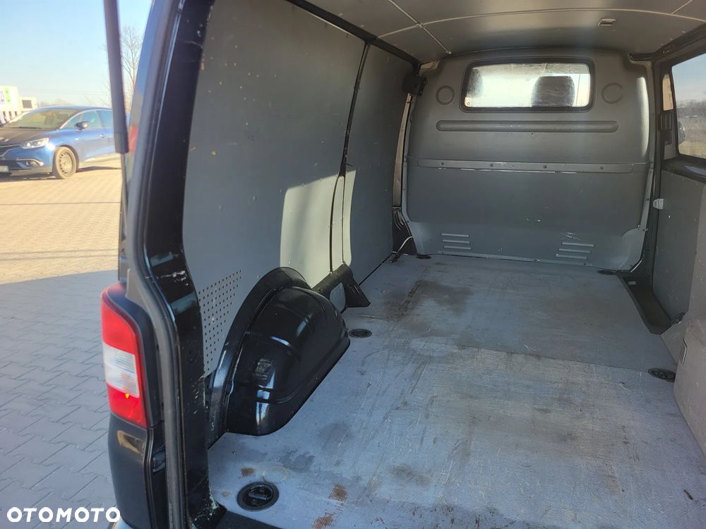 Volkswagen Transporter - 35