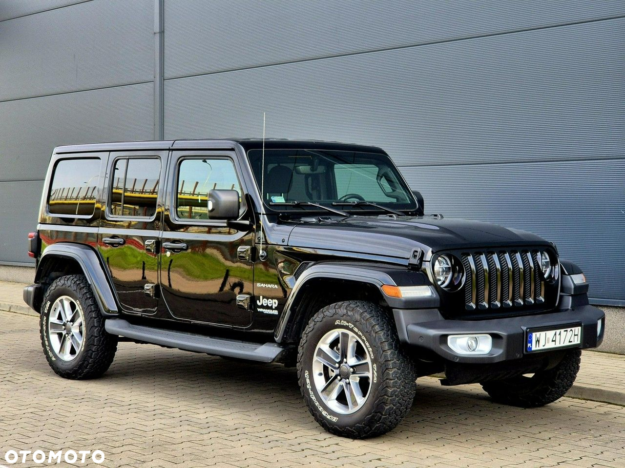 Jeep Wrangler - 16