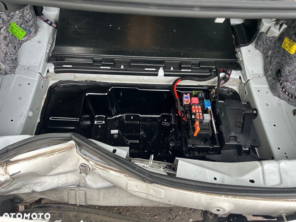 Mercedes-Benz Klasa E 220 d Coupe 4-Matic 9G-TRONIC - 6