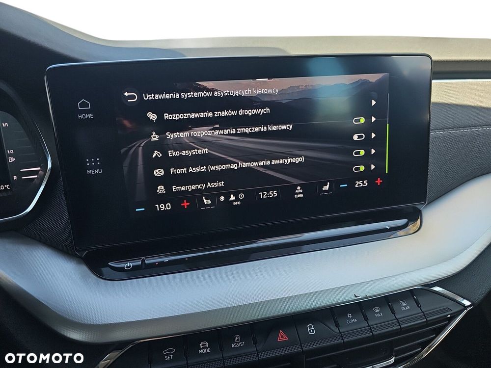 Skoda Octavia 2.0 TDI Style DSG - 27